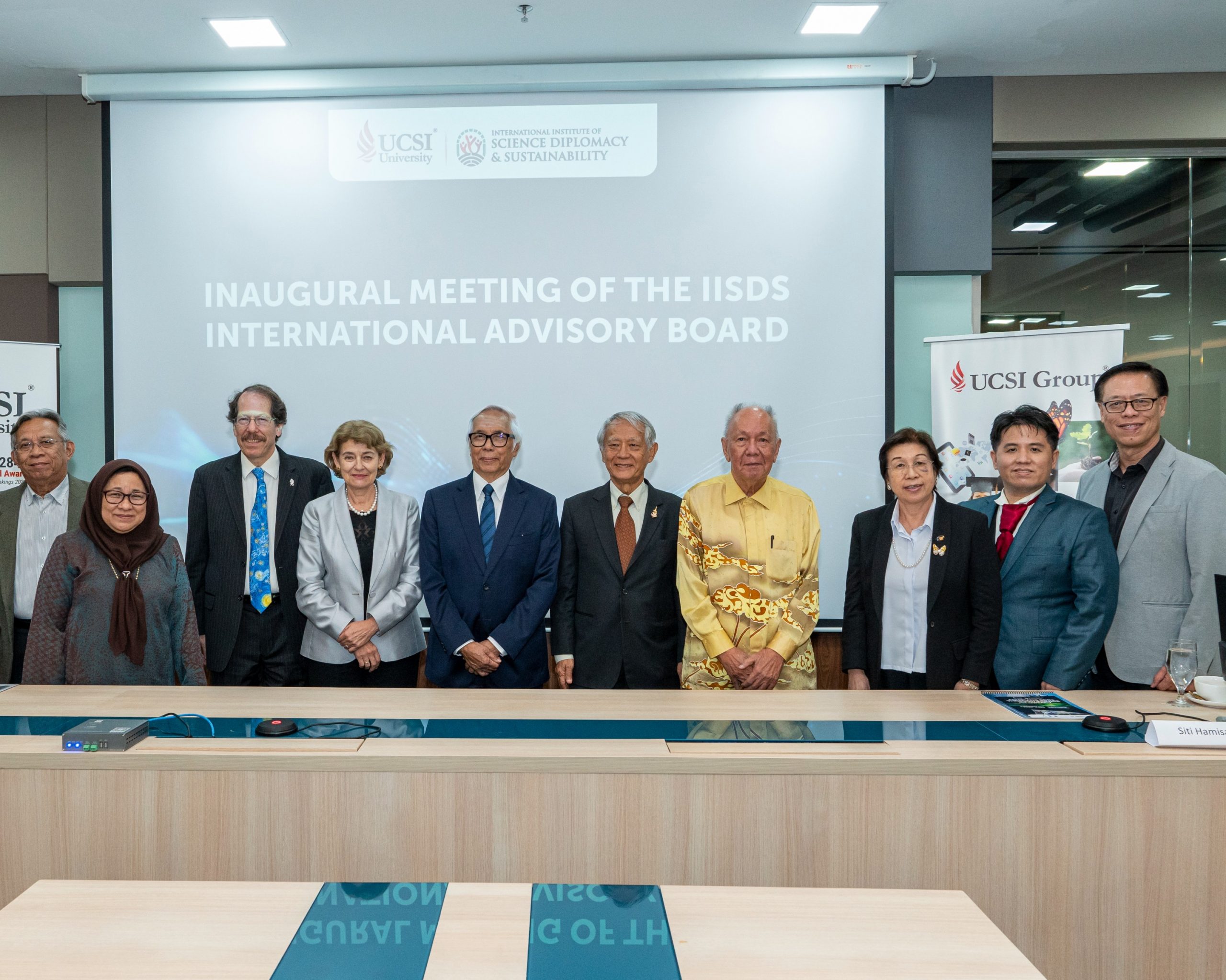 Inaugural Meeting of IISDS Advisory Board