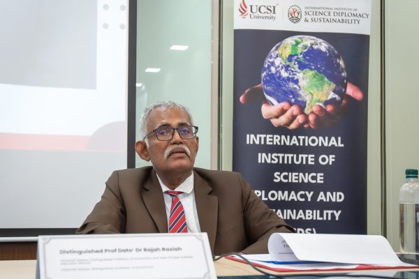 11_1J9A4547_IISDSScienceDatoDrRajah170926